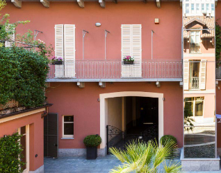 Via Della Rocca Torino - Facciata Interna